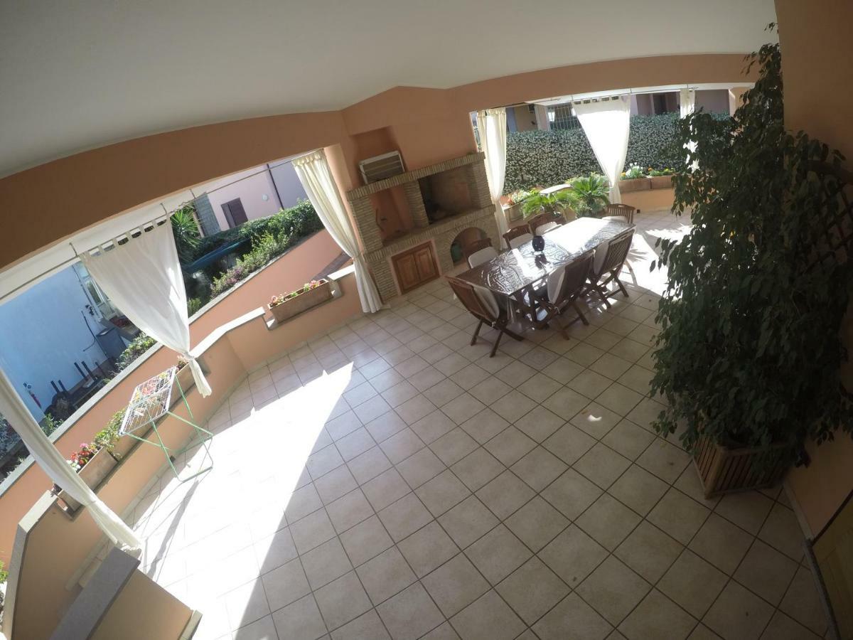 Villa Nevada -20 Min Da Roma Ladispoli Buitenkant foto