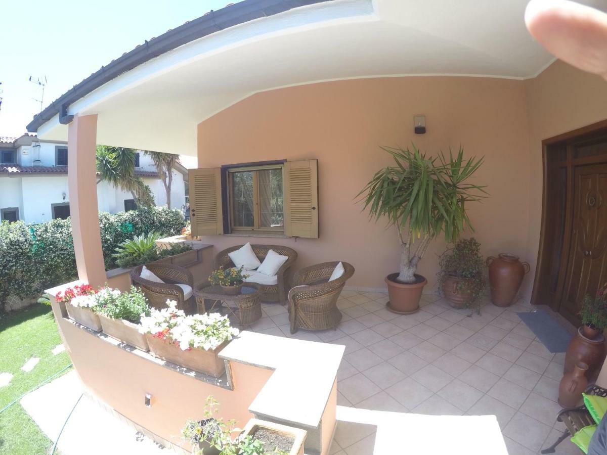 Villa Nevada -20 Min Da Roma Ladispoli Buitenkant foto