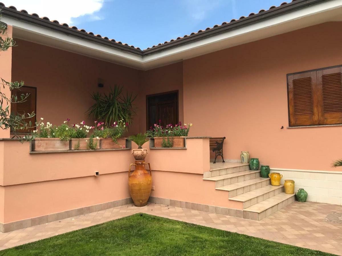 Villa Nevada -20 Min Da Roma Ladispoli Buitenkant foto